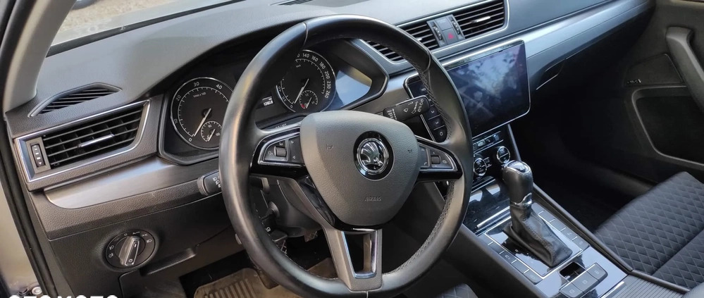 Skoda Superb cena 79900 przebieg: 200234, rok produkcji 2017 z Wyszków małe 154